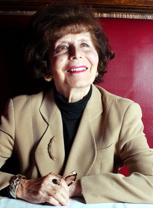 Comden, Betty - klik hier Comden, Betty - klik hier