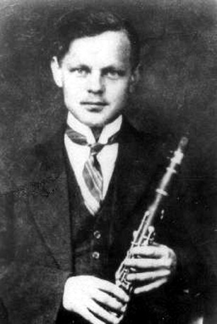 Geisser, Kasi - klik hier Geisser, Kasi - klik hier